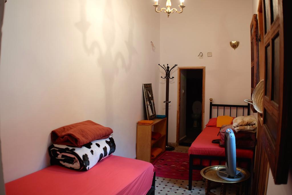 Riad Mikou Fez Buitenkant foto