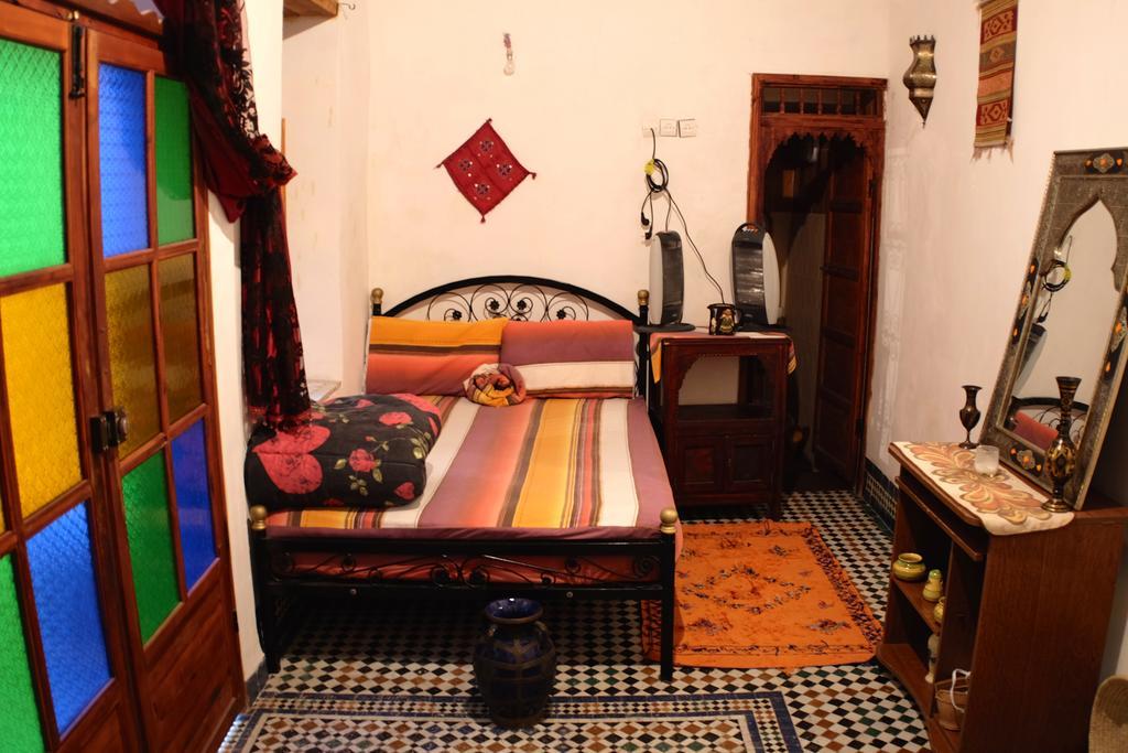 Riad Mikou Fez Buitenkant foto